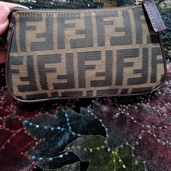 Fendi Pouch - Picture 6 of 10